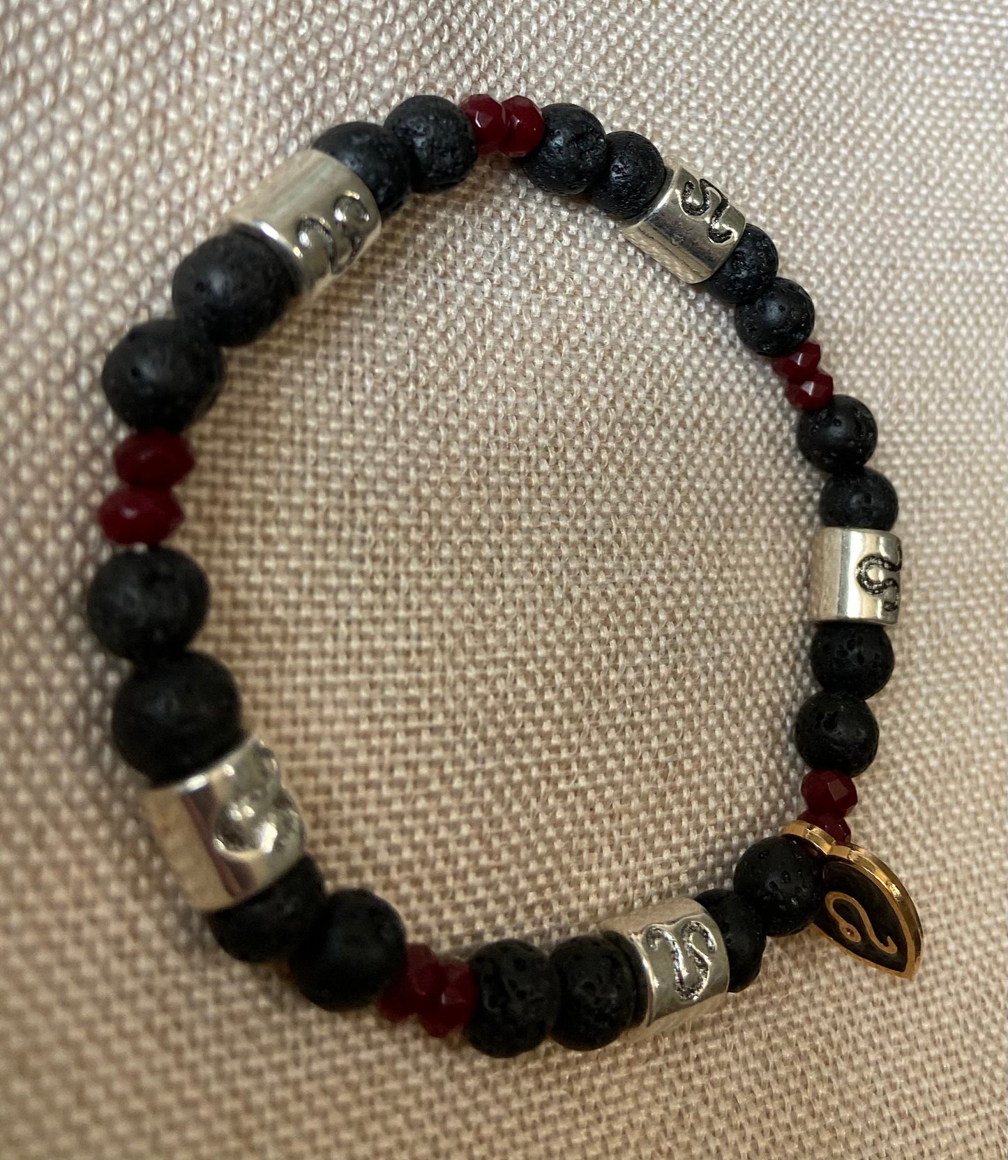 Leo Zodiac 6mm Charm Bracelet Handmade with Genuine Semiprecious Ruby or Peridot Birthstone stretch beaded horoscope